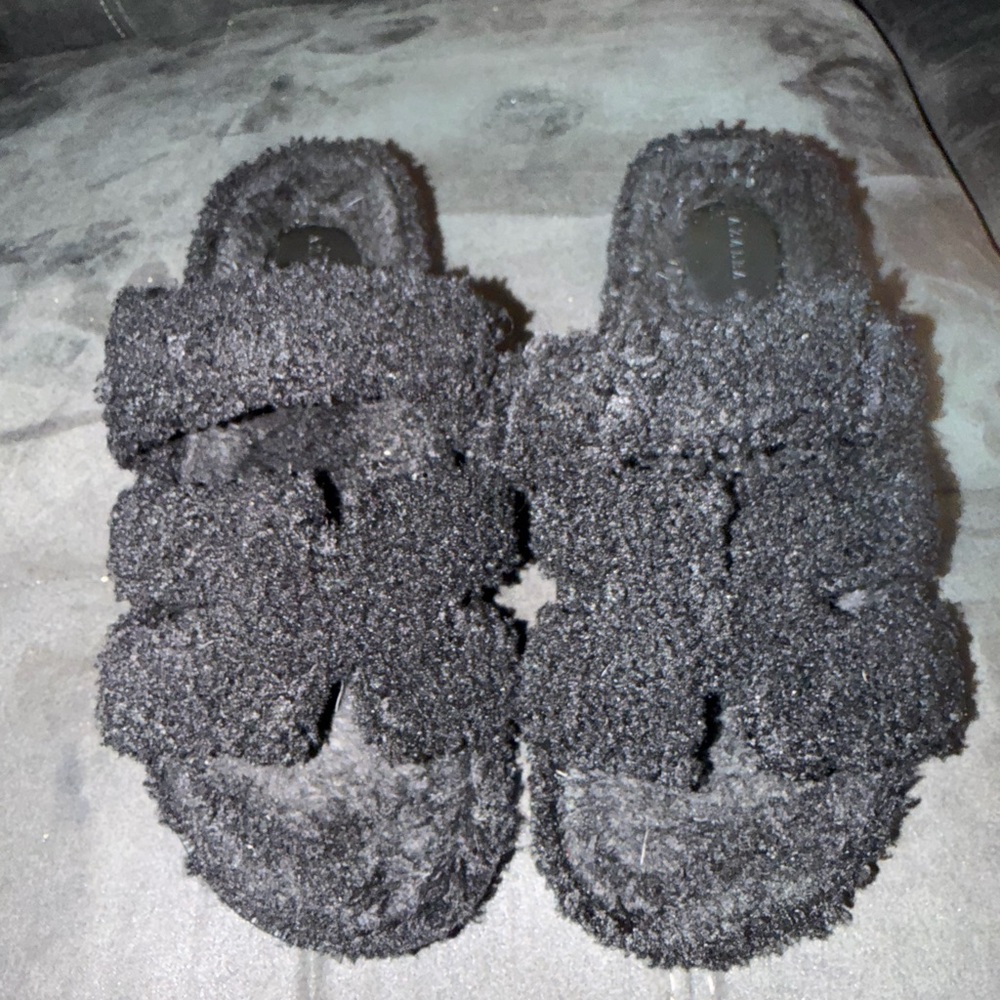 Cozy Black Fuzzy Slippers SALE